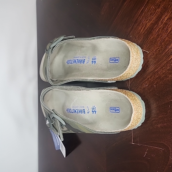 Birkenstock Green Sandals Stylish Comfortable Footwear - Picture 6 of 9